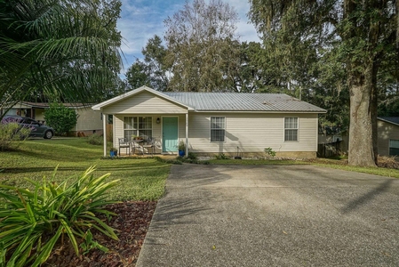 3078 Governors Court Dr, Tallahassee, FL