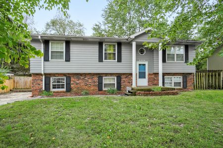 3224 W Winchester Rd, Springfield, MO