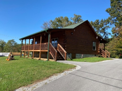 2316 Wingspan Dr, Sevierville, TN