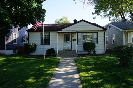 925 State St, Hobart, IN