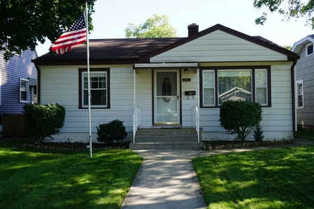 925 State St, Hobart, IN