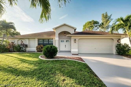 2716 Miracle Pkwy, Cape Coral, FL