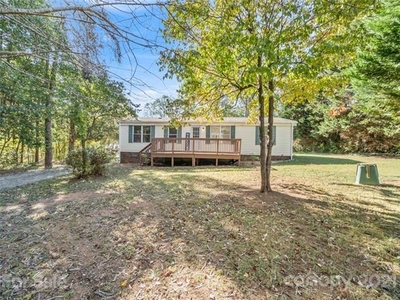 162 Carolwoods Dr, Mooresville, NC