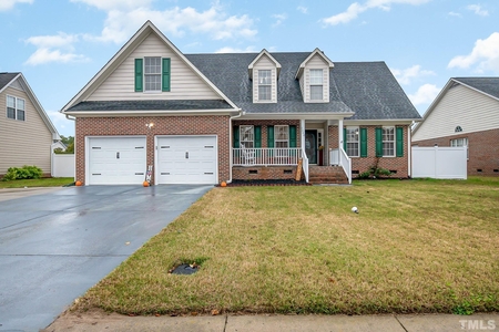 4044 William Bill Luther Dr, Hope Mills, NC