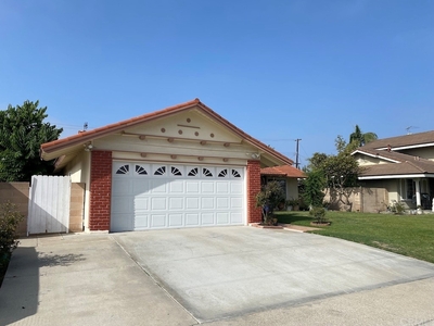 16571 San Andres St, Fountain Valley, CA