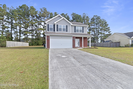 111 Maidstone Dr, Richlands, NC