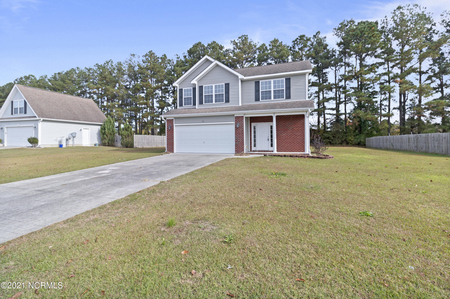 111 Maidstone Dr, Richlands, NC