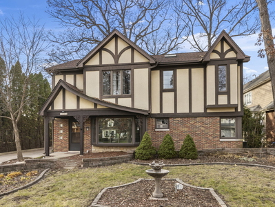 4914 Montgomery Ave, Downers Grove, IL