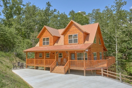 1036 Timber Woods Dr, Sevierville, TN