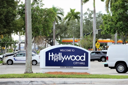 2450 Hollywood Blvd, Hollywood, FL