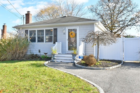 81 Miramar Ave, East Patchogue, NY
