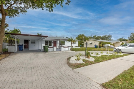717 Nw 29th St, Wilton Manors, FL