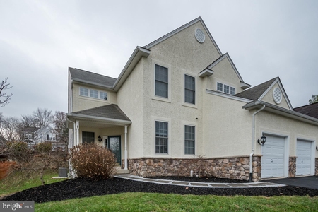 910 Chiswell Dr, Downingtown, PA
