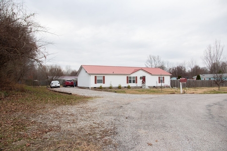 1294 S Hart St, Rockport, IN