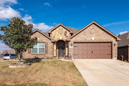 1168 Crest Meadow Dr, Haslet, TX
