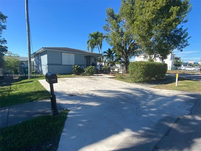 1430 Nw 5th Ave, Homestead, FL