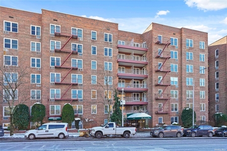 241-20 Northern Boulevard, Queens, NY