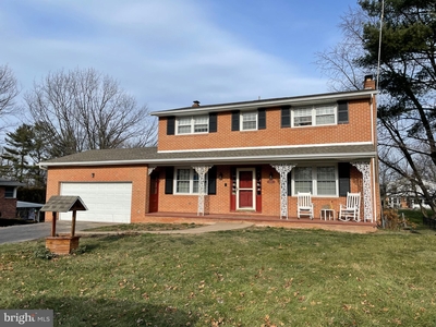 3345 Colby Ln, Dover, PA