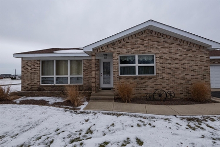 828 W Division St, Demotte, IN