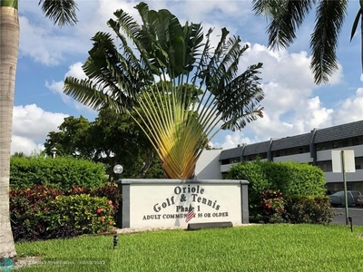 7827 Golf Circle Dr, Margate, FL