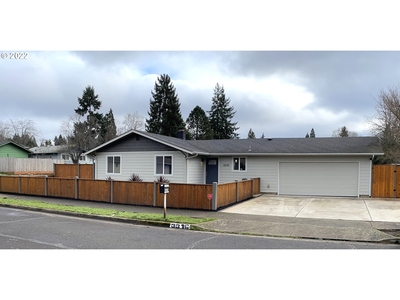 3376 W 15th Ave, Eugene, OR