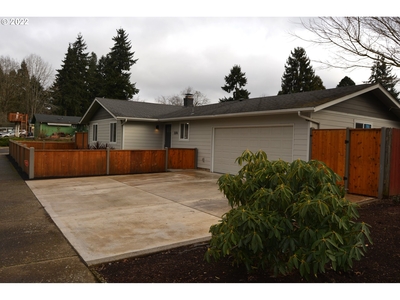 3376 W 15th Ave, Eugene, OR