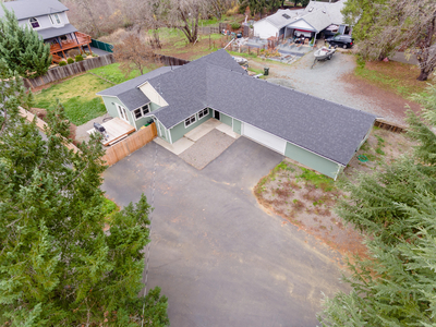 935 Pine St, Rogue River, OR
