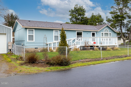1185 Sw 19th St, Lincoln City, OR