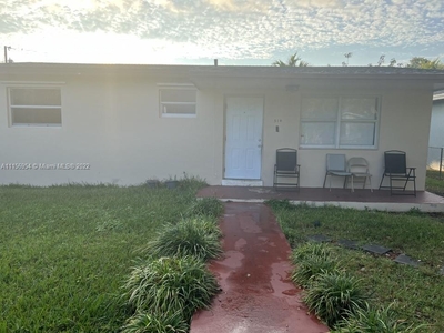 514 Nw 8th Ave, Homestead, FL