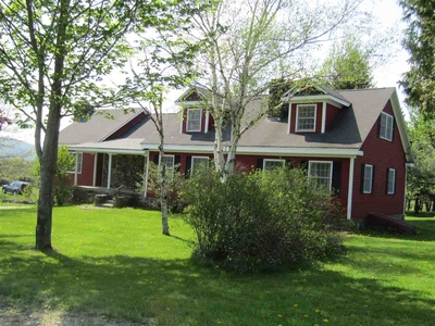 692 Bungy Rd, Colebrook, NH