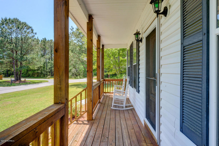236 Derby Downs Dr, Sneads Ferry, NC