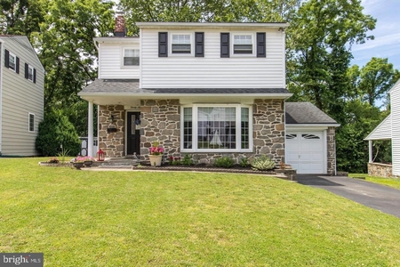 29 Colonial Dr, Havertown, PA