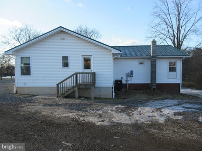 484 Shed Rd, Newville, PA