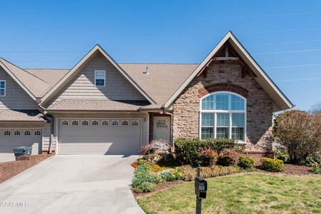 2204 Mccampbell Wells Way, Knoxville, TN