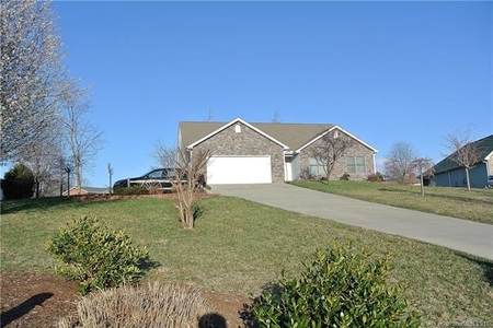 11 Bombay Ct, Candler, NC