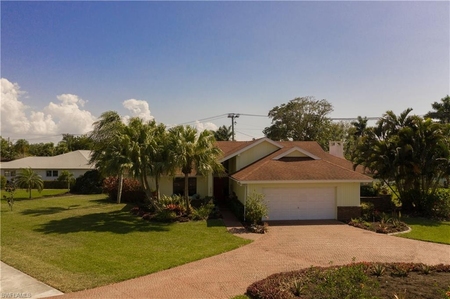 1310 Tanglewood Pkwy, Fort Myers, FL