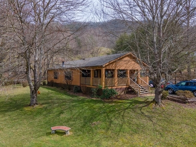 235 Pine Valley Dr, Cullowhee, NC
