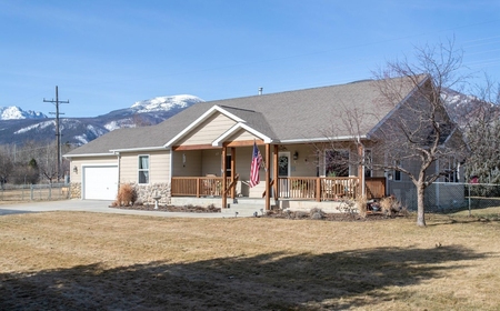 381 Stagecoach Trl, Florence, MT