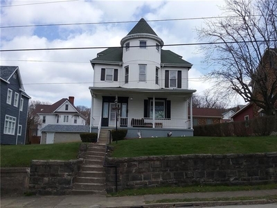 709 Isabella Rd, Connellsville, PA
