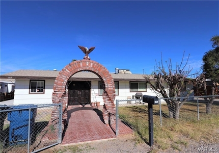 1803 Rio Grande Rd, Bullhead City, AZ