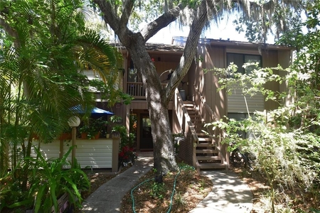 1667 Brookhouse Cir, Sarasota, FL