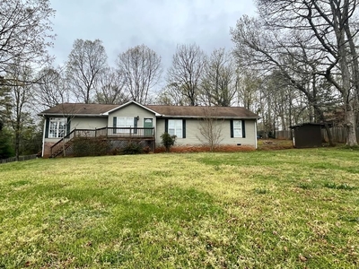 134 County Road 653, Athens, TN
