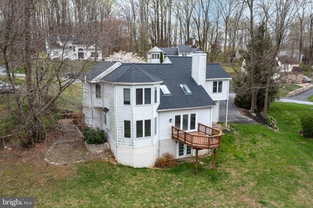 207 Pine Valley Dr, Coatesville, PA
