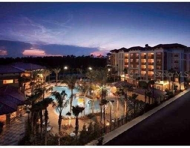 12527 Floridays Resort Dr, Orlando, FL