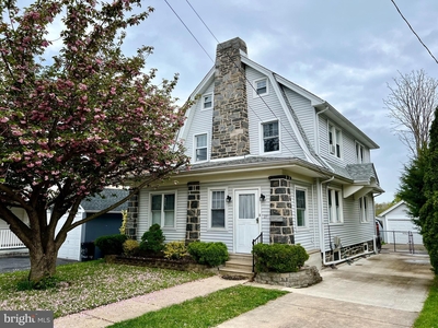 27 Shelbourne Rd, Havertown, PA