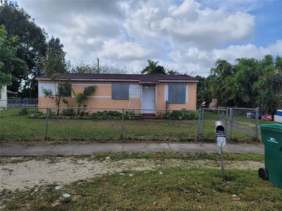 845 Nw 3rd Ter, Homestead, FL
