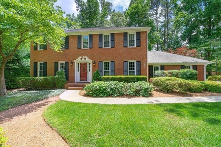 3458 Chastain Lakes Dr, Kennesaw, GA