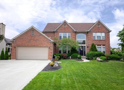 2569 Carla Dr, Lewis Center, OH