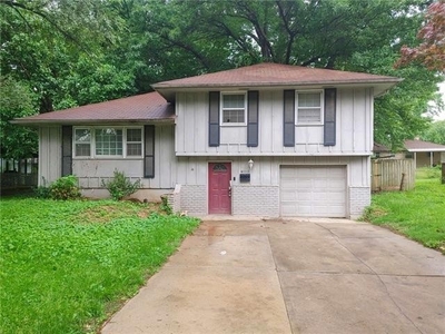 4112 S Pleasant St, Independence, MO