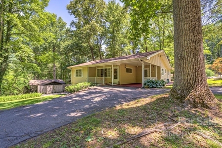 83 Dogwood Dr, Maggie Valley, NC